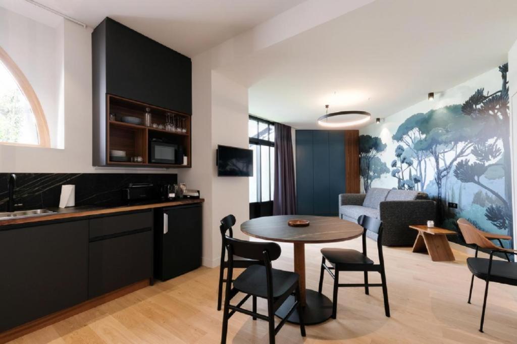 לאבאל Hotel Et Apparts Marin מראה חיצוני תמונה