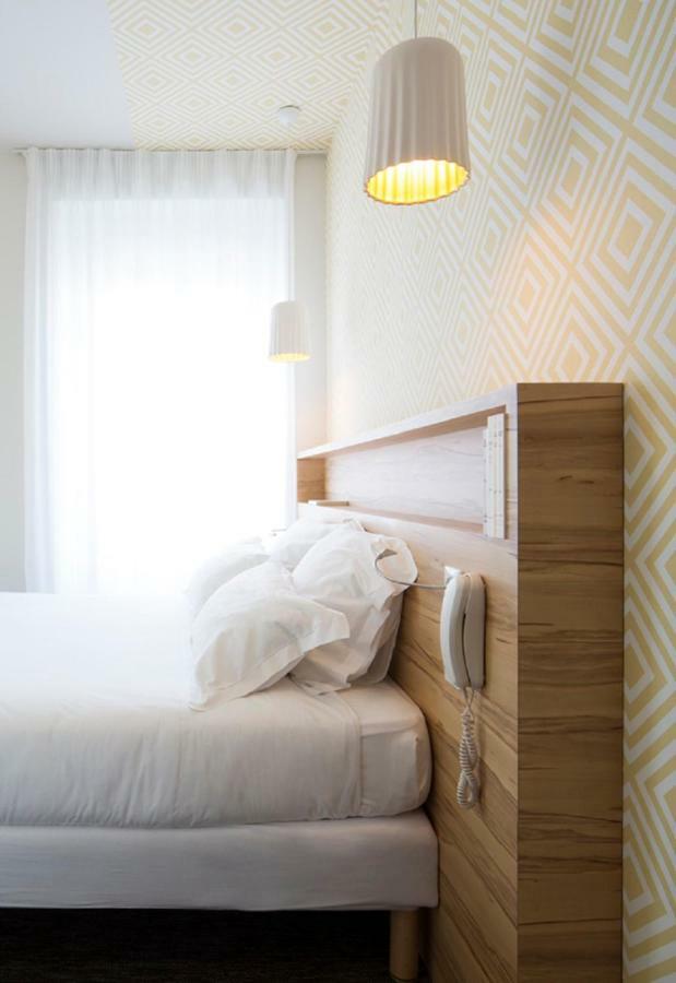 לאבאל Hotel Et Apparts Marin מראה חיצוני תמונה
